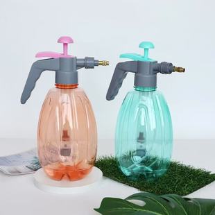 0.8/1.5L plastic rod air pressure hand pressure watering can garden watering can general merchandise 10 yuan supply