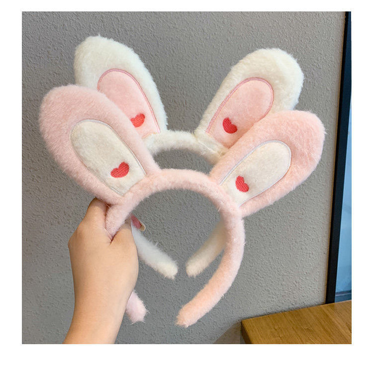 cd2a004de3f3344680119a6147a7ff