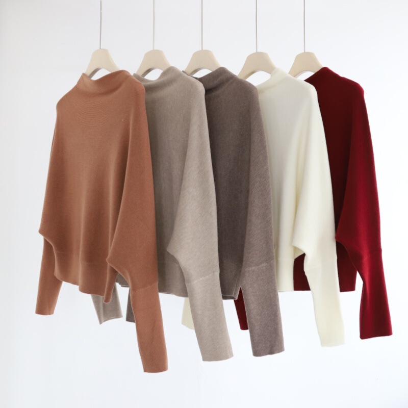Retro-style, batwing-sleeve, long-sleeved, loose-fitting, and waist-cinching knit sweater for women, a new autumn/winter collection featuring a wool blend outer layer Retro-style, batwing-sleeve, long-sleeved, loose-fitting, and waist-cinching knit sweater for women, a new autumn/winter collection featuring a wool blend outer layer