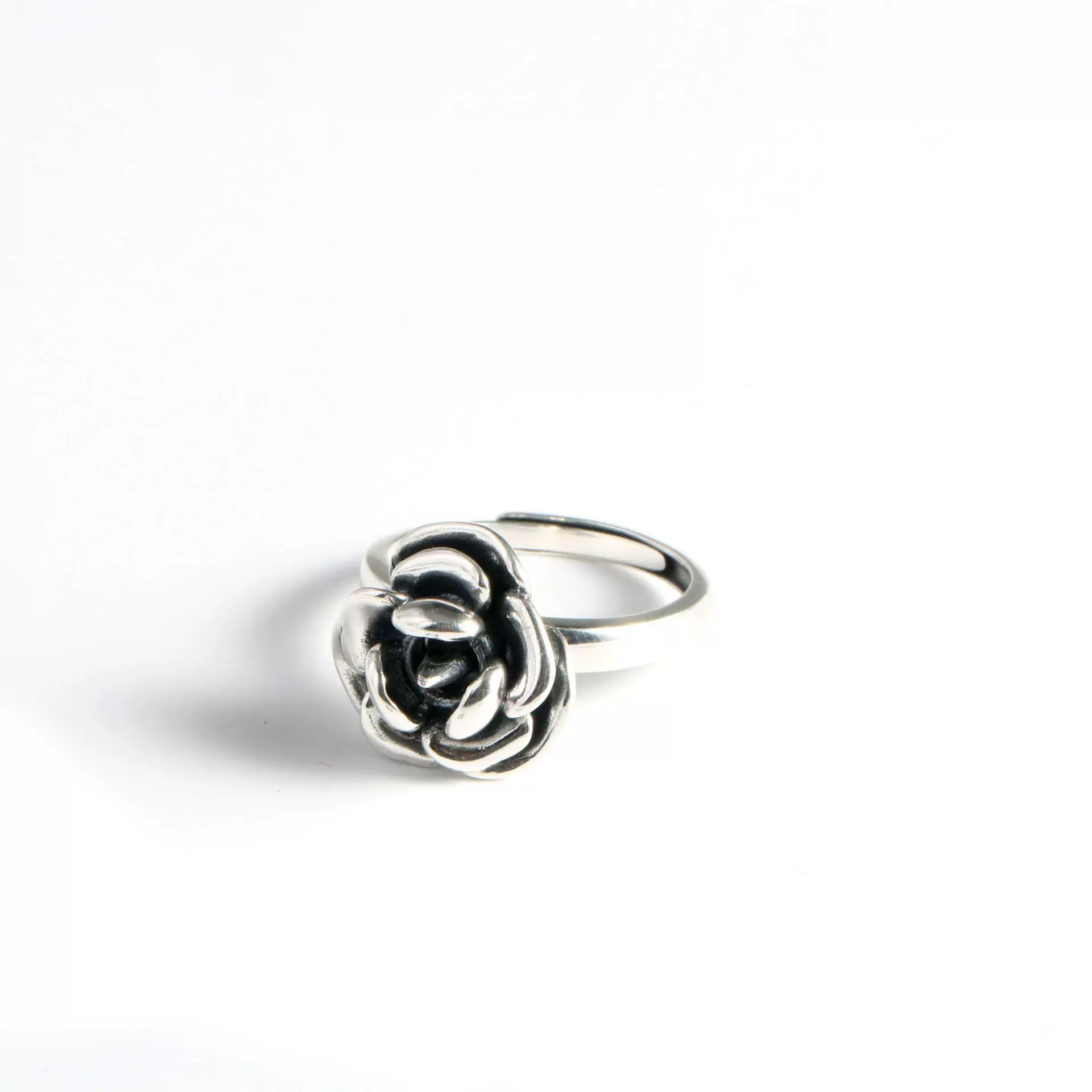 Self-Defense Finger Ring (Diablo) Adjustable Rose Spike, Metal, Women's Adjustable Opening
