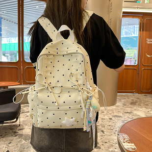 ��ո�С����Ů��W���OӋ����Ů�Ŀɐ۲��cС�������p���Ů�¿�