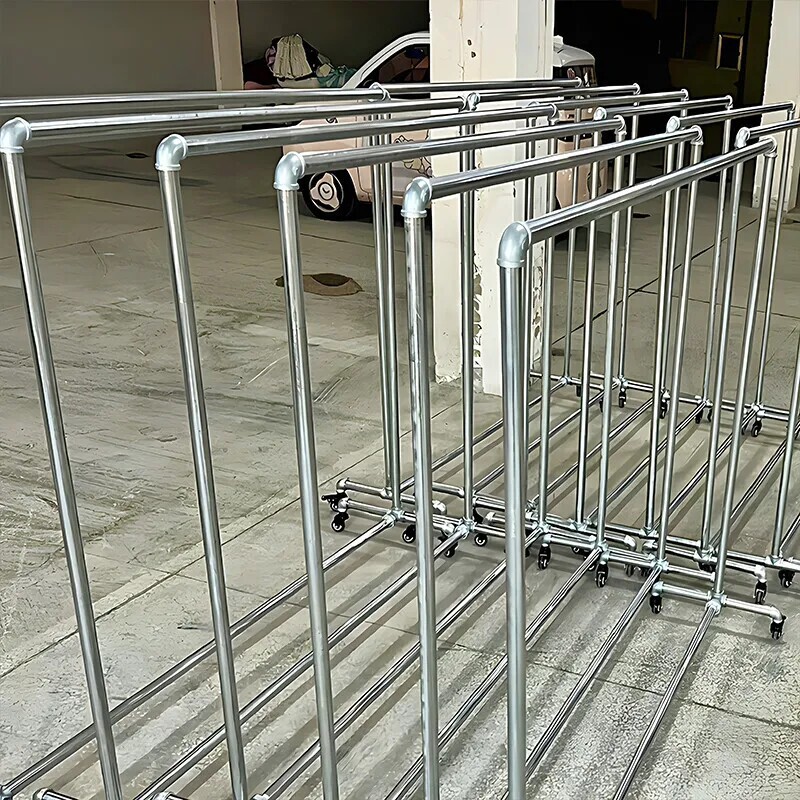 Steel pipe clothes rack for home use, for hanging clothes and drying quilts, balcony clothes rod, outdoor clothes rack, galvanized single-pole water pipe