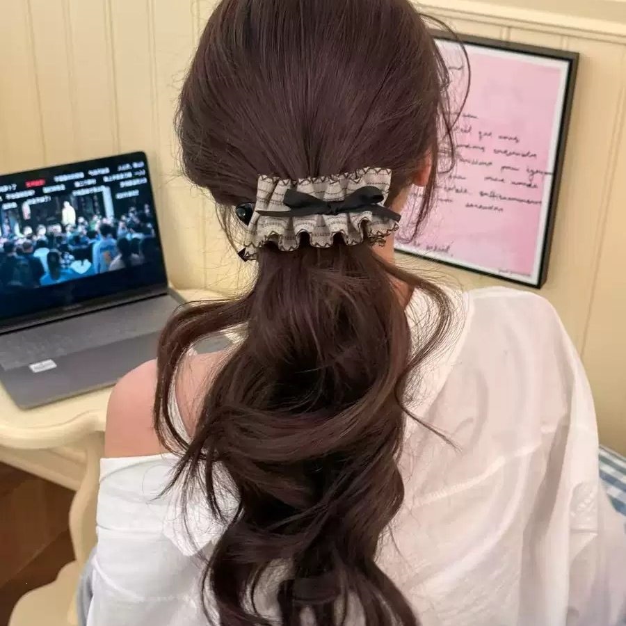 Grote klauwklemmen voor dik haar, antislip krokodillenklemmen voor make-up, diverse haarklemmen in bulk, vintage bananenhaarklemmen voor dames, jaren 90 Academy-stijl plooien_voghion.com