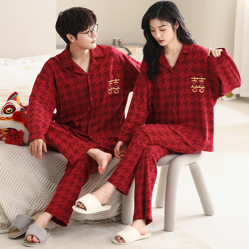 Festive red autumn pijama for men and women