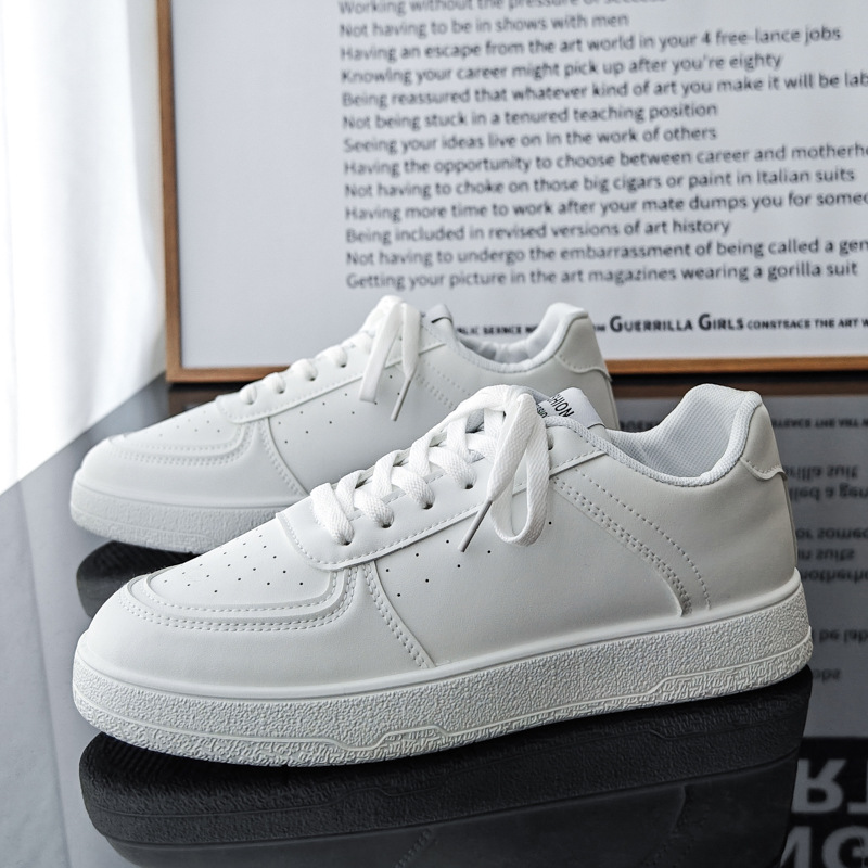 Zapatos de skate baja para hombres de moda de otoño 2024 nuevos zapatos blancos populares en línea, zapatos casuales de suela gruesa para hombres jóvenes