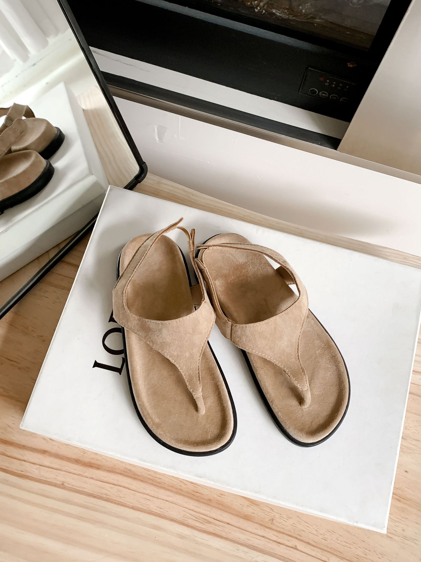 Grape Mom mismo estilo chanclas minimalistas chanclas retro sandalias de estilo romano de nicho para mujer