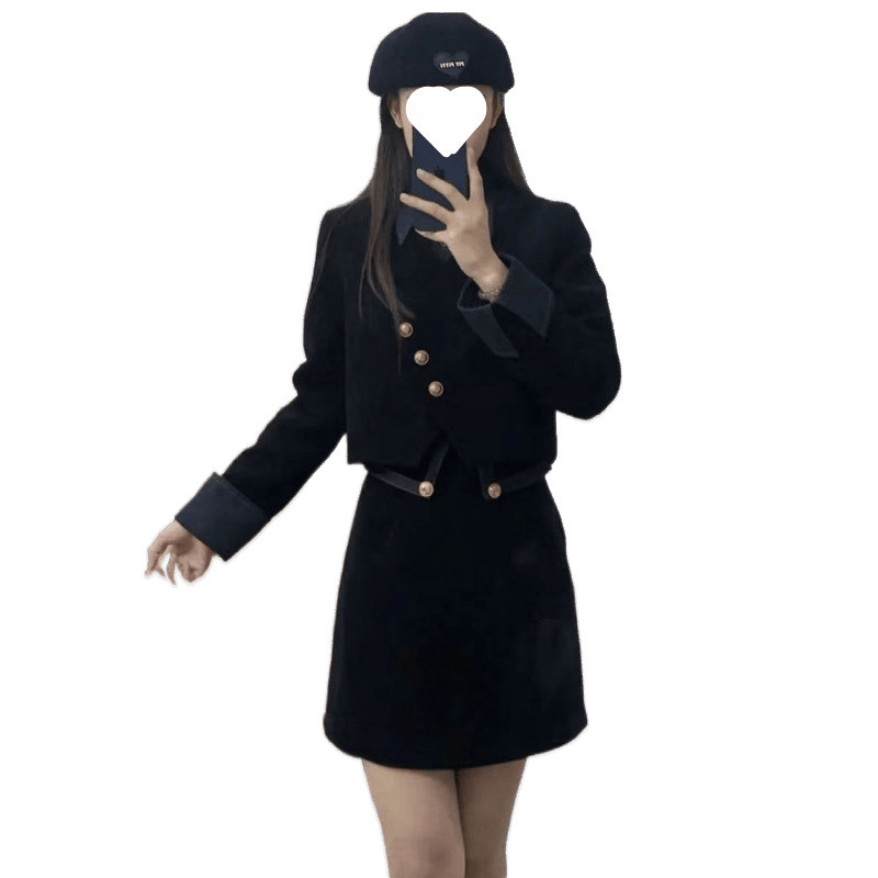 年夏季新款大码女装赫本风显瘦气质设计感上衣半身裙两件套女|undefined