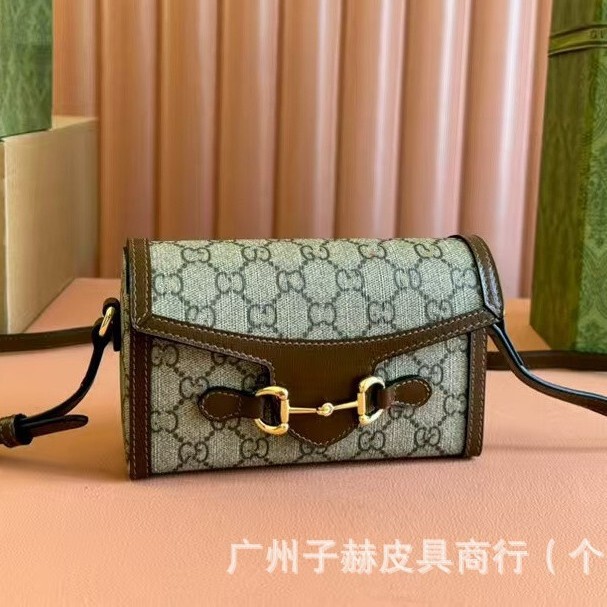 2025 New Original Leather Horsebit1955 Series Fashionable One-Shoulder Diagonal Mobile Phone Bag Classic Box Women's Bag