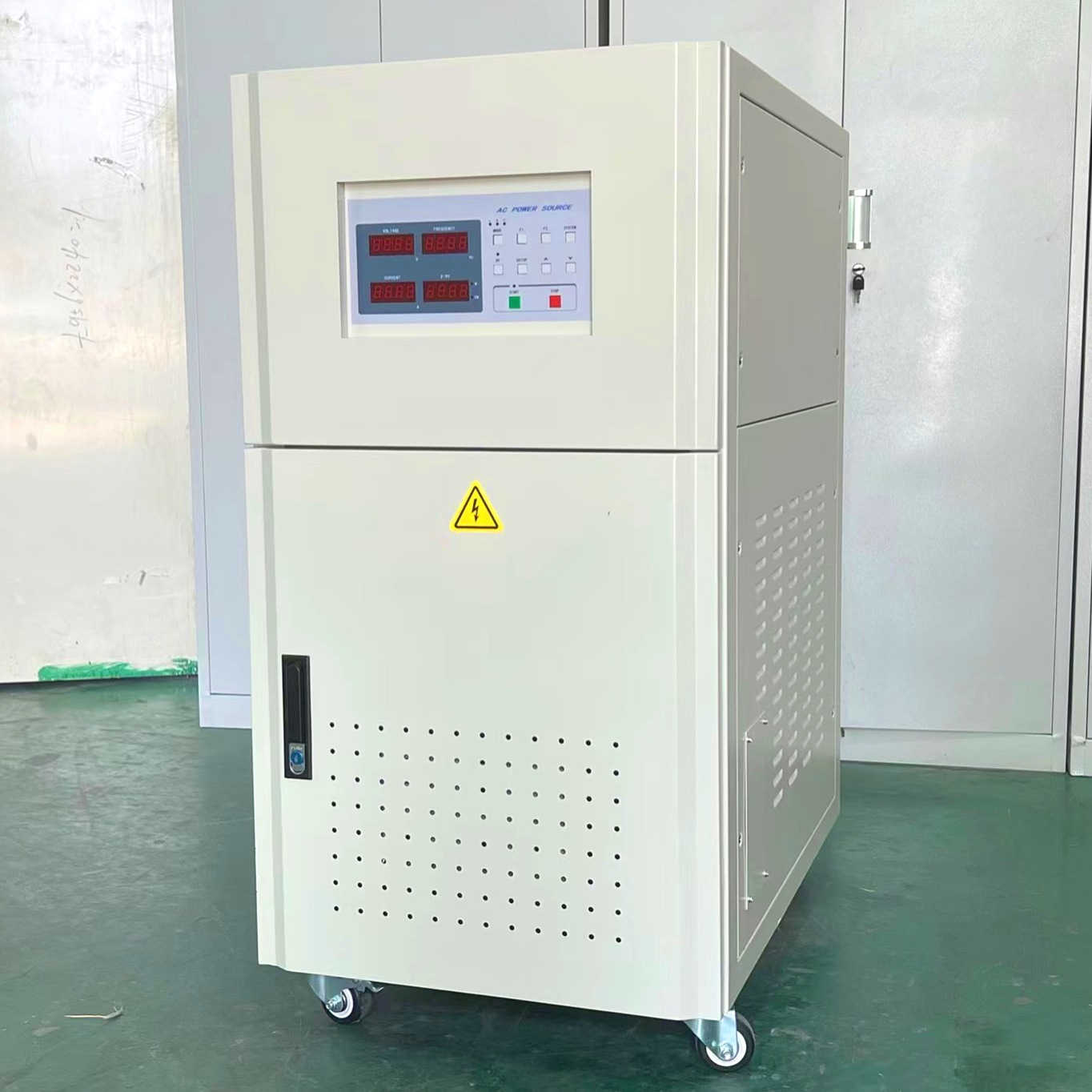 重庆厂家直销三相智能型变频电源KRS-20KVA电子制造业电机专用