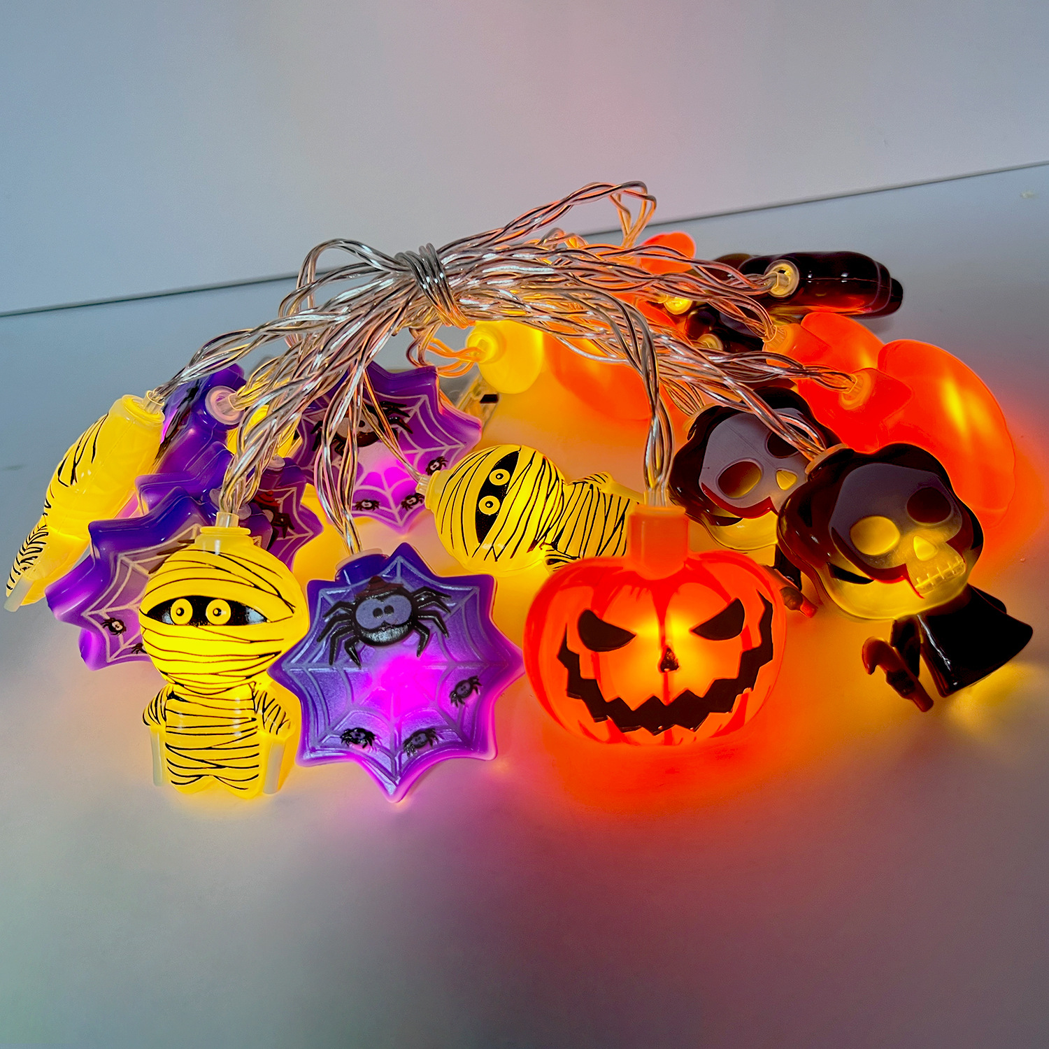 Guirnaldas de luces LED transfronterizas, guirnaldas de luces LED para Halloween, decoración exterior, luces LED de calabazas, luces decorativas para arreglos de escenas de Amazon.