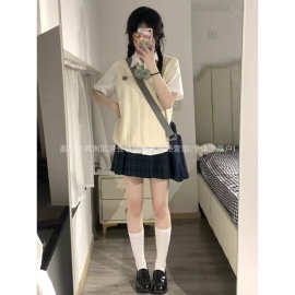 韩系学院风JK制服毛衣马甲背心女秋季新款宽松显瘦针织外套上衣
