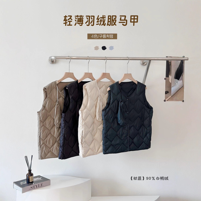 Cross-Border Tiktok Autumn and Winter Lightweight down Vest Women's Vest Quilted V Neck Short Korean Style Liner Vest Cross-Border Tiktok Autumn and Winter Lightweight down Vest Women's Vest Quilted V Neck Short Korean Style Liner Vest