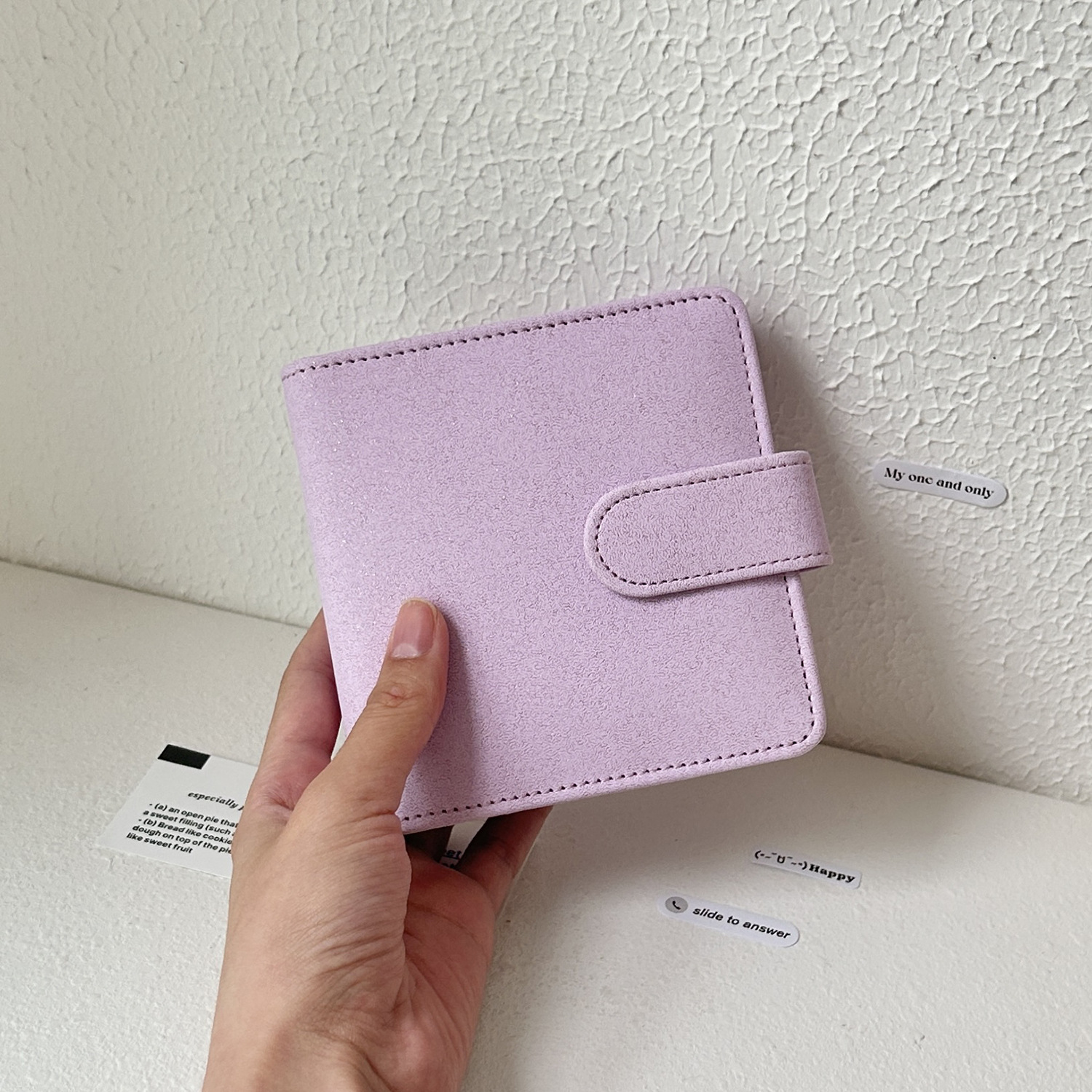 Álbum de hojas sueltas con diseño de estrellas y colores combinados, 3 anillas – para coleccionar tarjetas de idols.