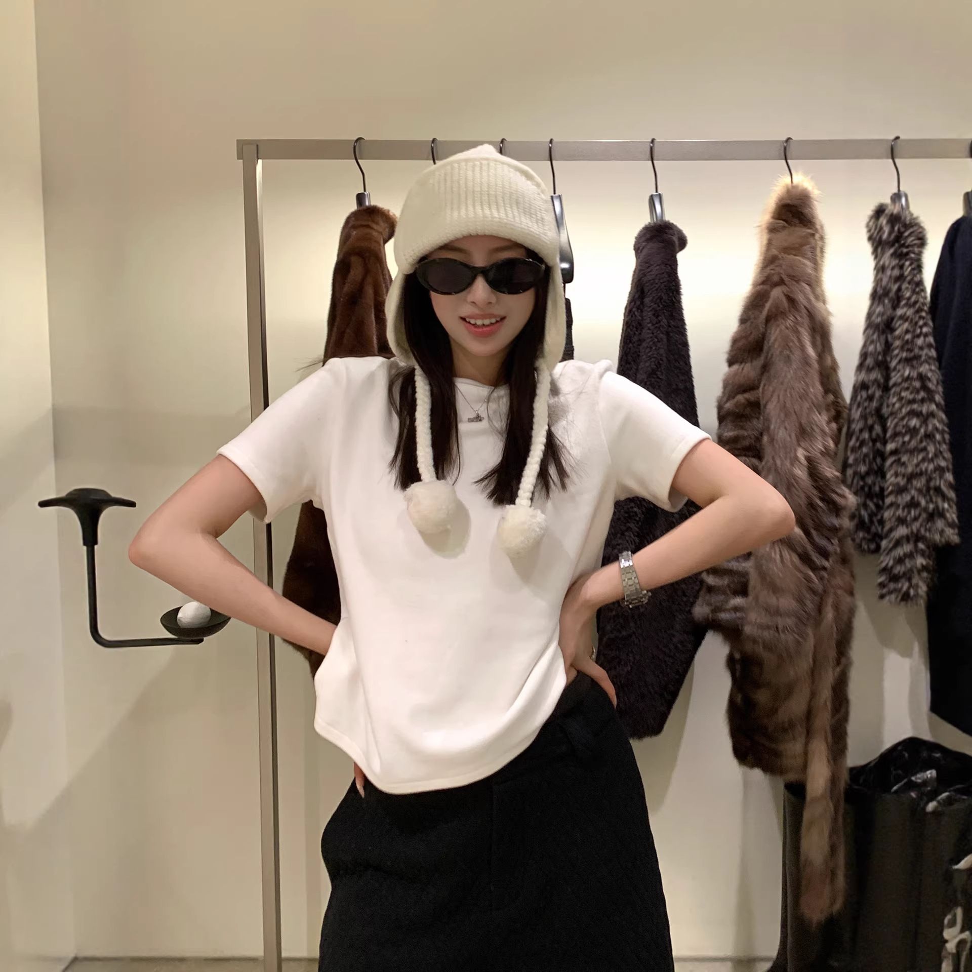 百视旺 高克重加厚磨毛短袖T恤女冬季新款宽松百搭显瘦打底衫