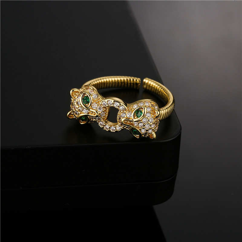 Fashion Double-headed Jaguar Copper Micro-inlaid Opening Ring display picture 1