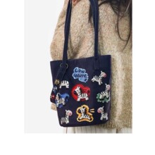 Ȥζ���RˮͰ����Ů�¿�б����r�д������μ��ͨ���ϰ�б�����