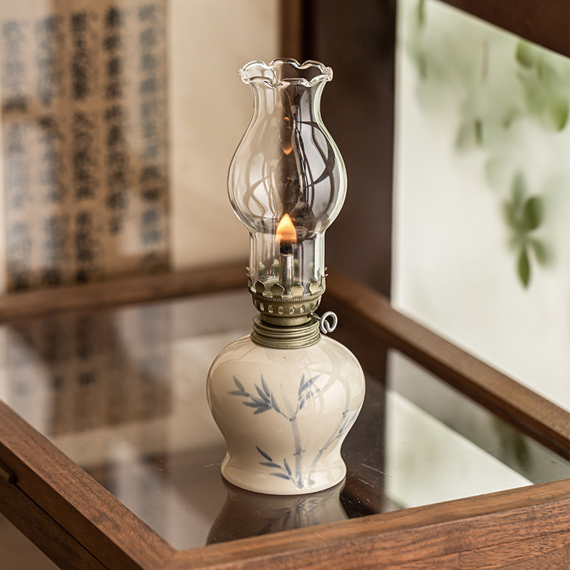 Hand-painted flower retro kerosene lamp ceramic butter lamp lamp new Chinese style study bedroom night light lamp ornaments