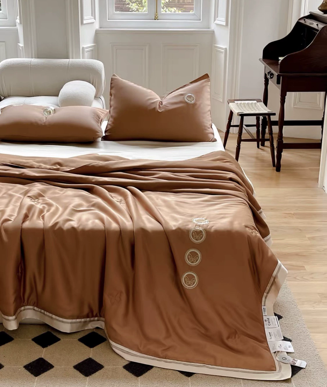 Легкая роскошь 80 Laisles Silk Лето было обнаженным и прохладным, Скользящий Маленький Летний Летний Холодный Двойной Двойной Кондиционер Bean Тонкий сердечник