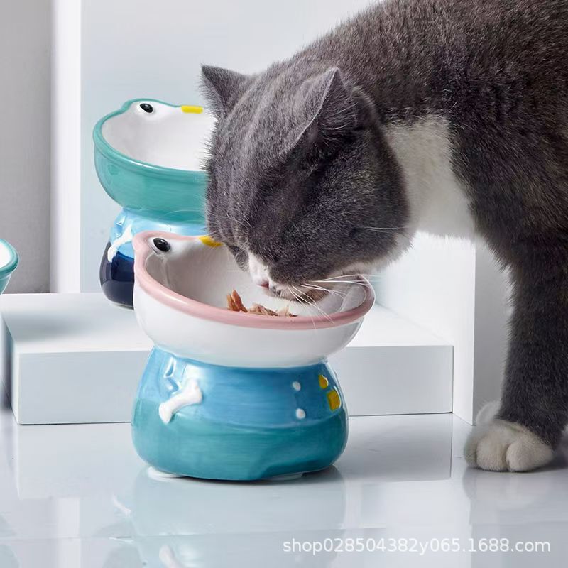 陶磁器のペットの茶碗の猫の碗の漫画のかわいい高い足の斜めな口の首の水の碗のペットの碗の猫の茶碗|undefined