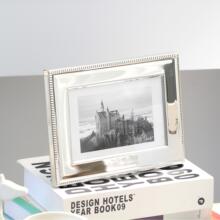 高档相框银色6寸7寸金属相框横竖摆台高级感摆挂两用刻字图案LOGO