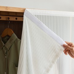 戸棚はカーテンのマジックを隠して戸棚の戸棚の本棚の防塵たんすの雑物を貼って醜い棚のカーテンのカーテンのカーテンを隠します。