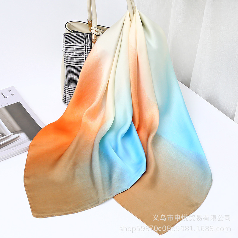 春秋ファッション百合旅行日焼け止めシンプルなシルクタオルストールグラデーション色シミュレーションシルク錦織90角巾女|undefined