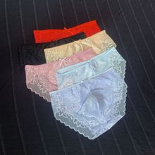 爆款清爽风性感诱惑蕾丝花边男款三角裤纯欲风带囊袋无痕男内裤