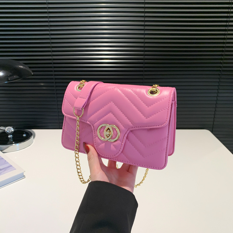 Bolsos de estilo extranjero para mujeres 2024 nuevo estilo bolso de cadena bordado bolso de estilo minimalista bolso de hombro bolso de moda