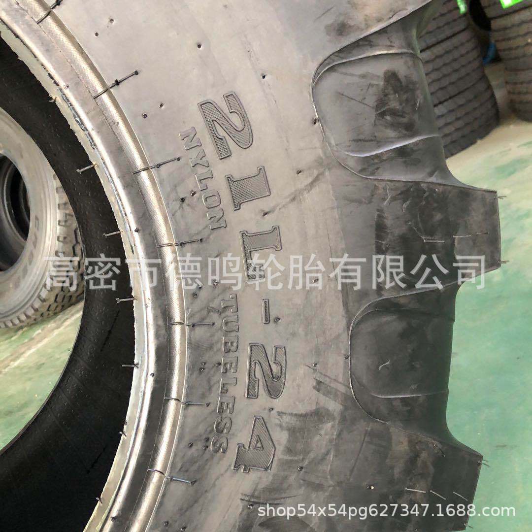 Suministro de maquinaria de ingeniería neumático 21L-24 ambos neumáticos ocupados 19.5L-24