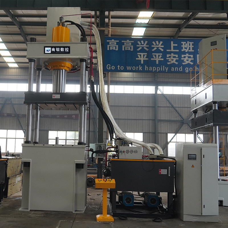 热锻液压机350吨快速压力机400吨伺服油压机500T锻造压机