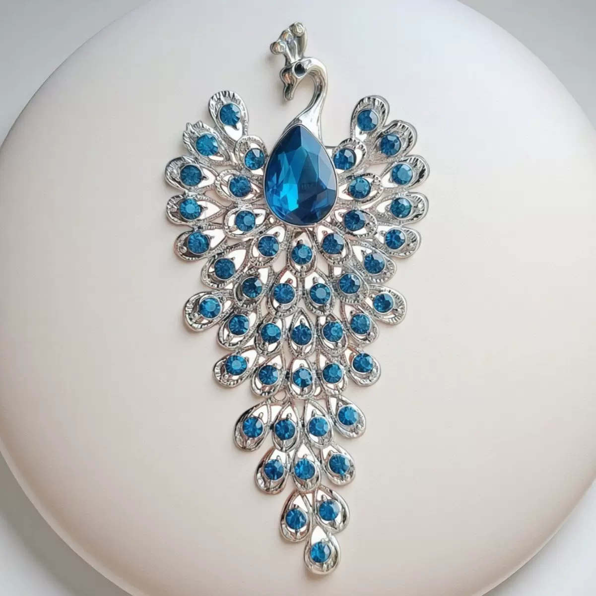 新款跨境开屏孔雀时尚镶钻胸针女小众高级感别针简约轻奢胸花