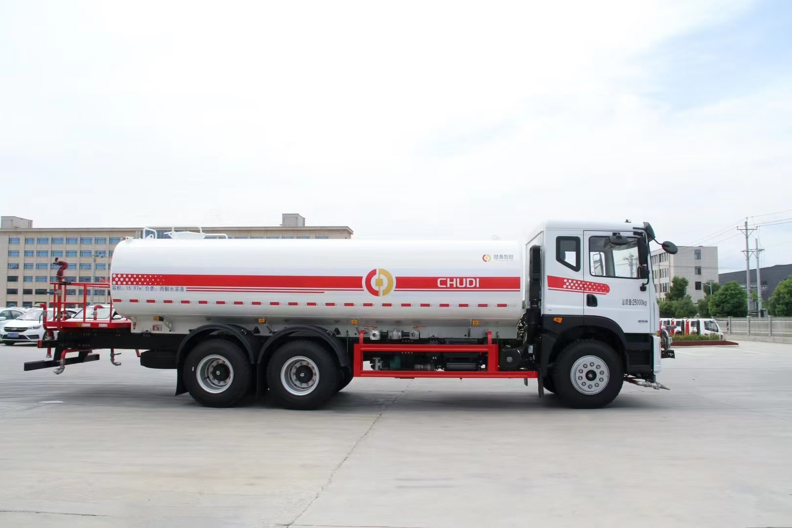 Landscaping Sprinkler Truck 5-20 Cubic Meter Sprinkler Truck Can Be Equipped with 30m Fog Cannons Multifunctional Dust Suppression Truck Manufacturer Supply