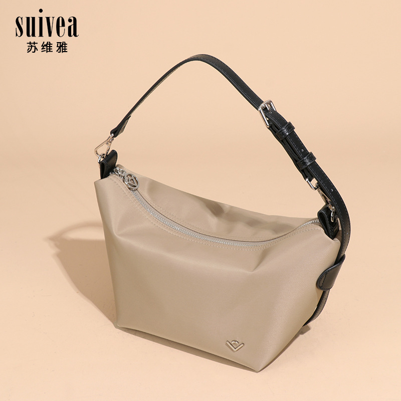2025 New Lightweight Nylon Waterproof Wear-Resistant Slouchy Crescent Bag Crossbody Dumpling Bag For Commuting And Travel - Thumbnail 2