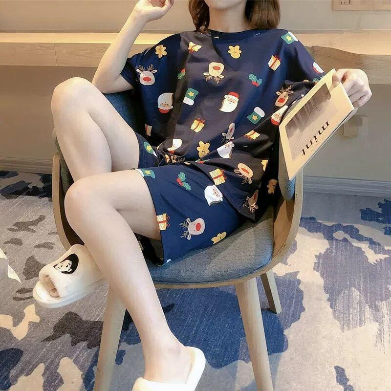 Pijama de mujer de verano de manga corta pantalones cortos delgados en 2025 nuevo conjunto de ropa de casa de dibujos animados de verano para mujeres se puede usar fuera