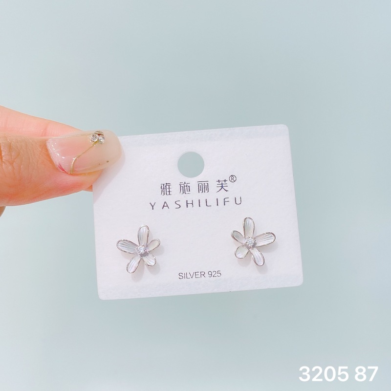 Yashilifu s925 スターリングシルバー新しい絶妙な小さなジルコン光沢のあるイヤリングシンプルで多用途の女性のイヤリング|undefined