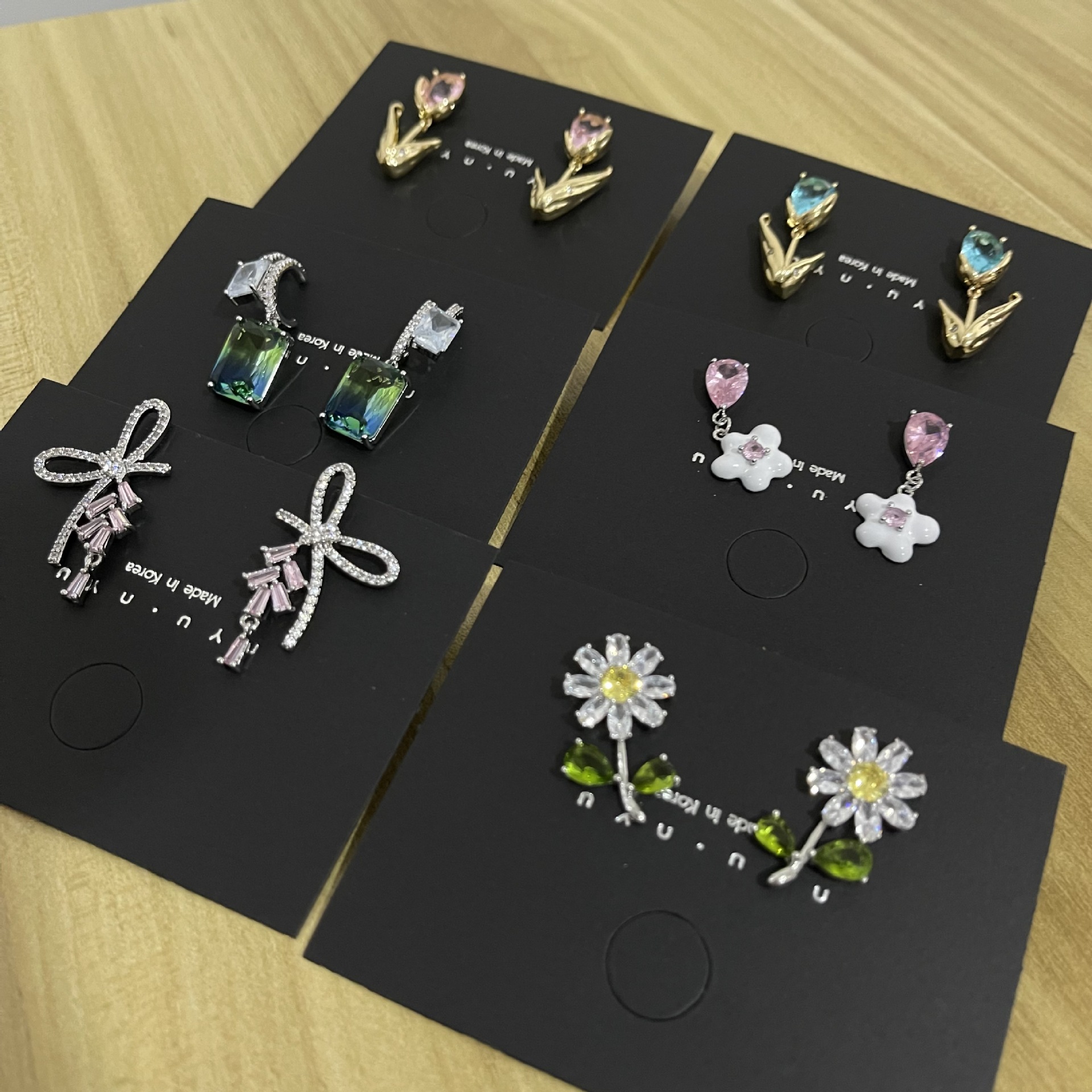 1 Paire Sucré Fleur Placage Incruster Le Cuivre Zircon Boucles D'oreilles display picture 1