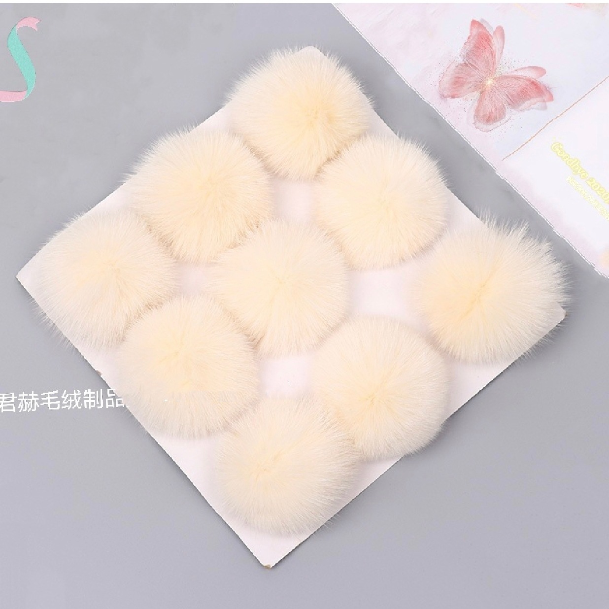 En stock 8-9cm de piel de zorro real Bola de piel accesorios de Ropa Accesorios de bricolaje bola de peluche colgante de la joyería