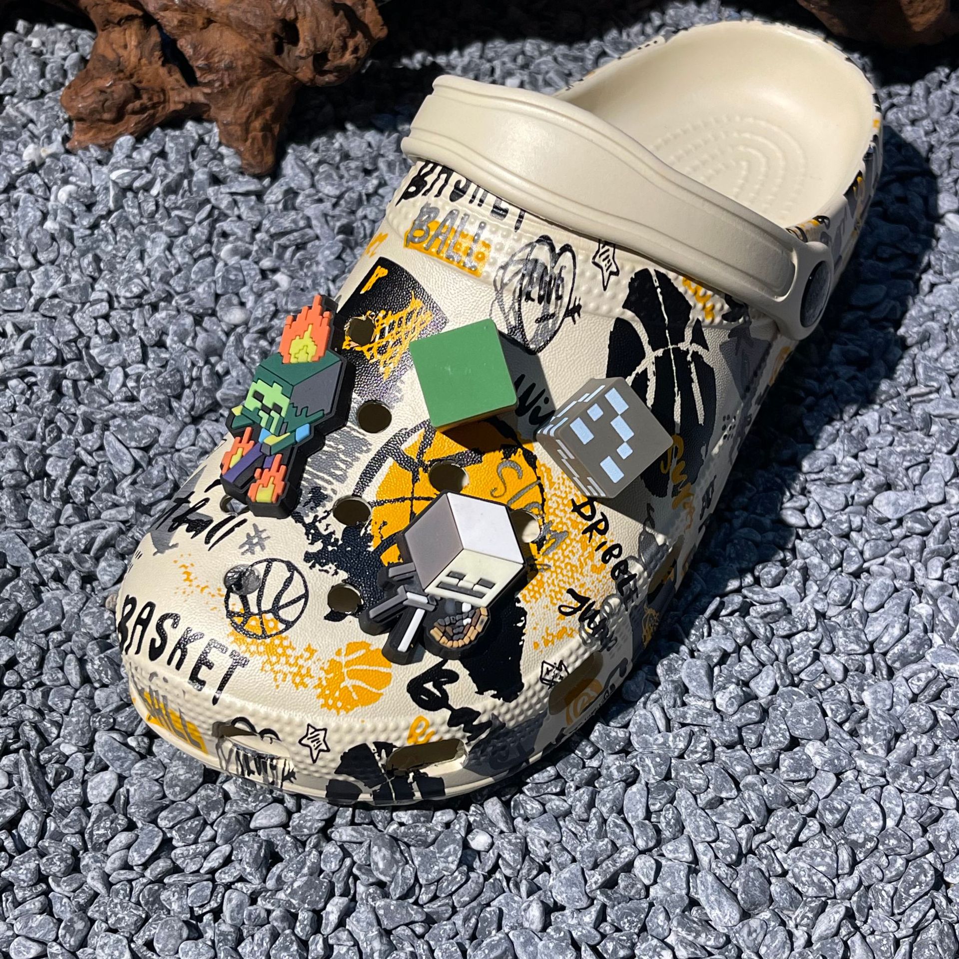 Zapatos de baloncesto transfronterizos 2026 nuevas sandalias de cabeza de bolsillo zapatos de playa para hombres zapatos de baloncesto casuales impresos zapatillas