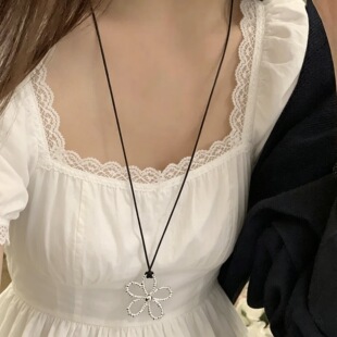 �nϵins�䵭�L�U���y����Ƥ�K�L�� �r�Ђ��ԘO���Շ���ë���
