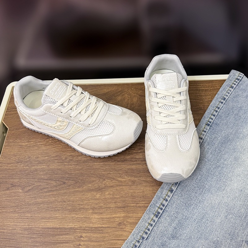 Zapatos de entrenamiento de alta calidad de malla transpirable de color de primavera y verano de 2026 nuevas zapatillas de deporte casuales de moda retro