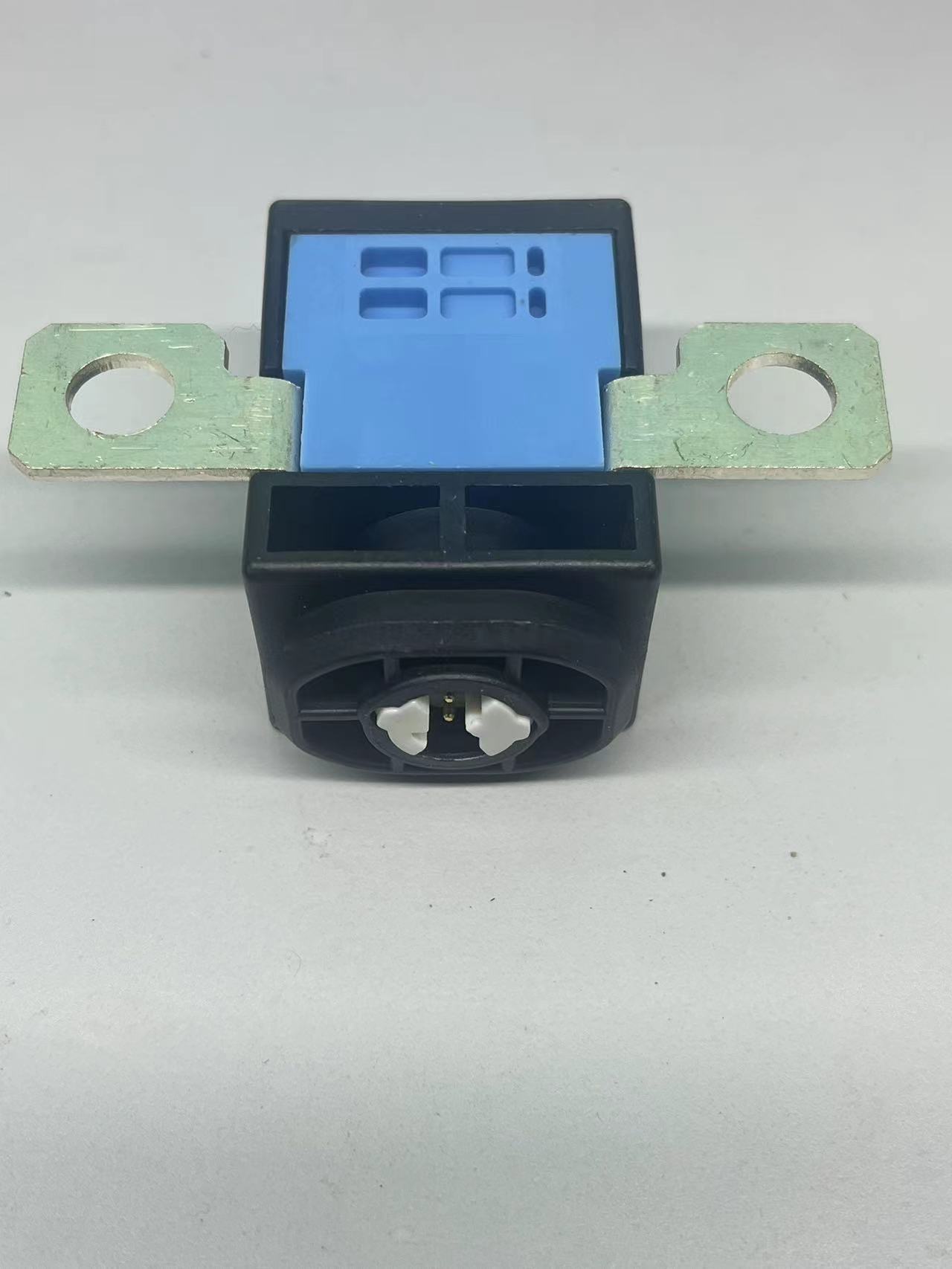 N000000006984 power-off switch is suitable for mercedes benz c E-class GLS Gl battery protector to store overload