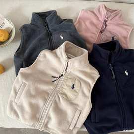 童装马甲儿童新款冬季羊羔绒保暖马甲男女童无袖拉链刺绣坎肩马甲