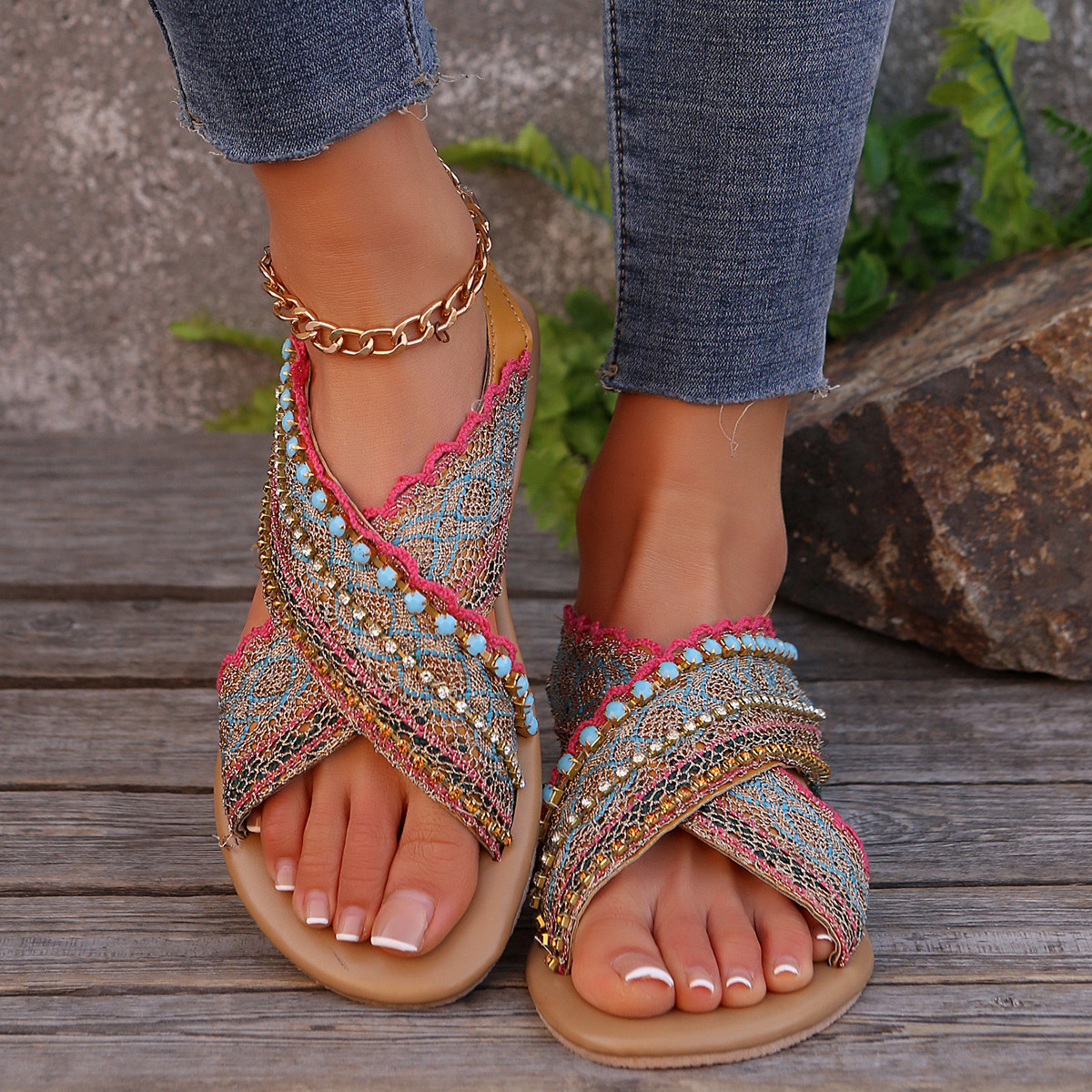 fashionable beach sandals open toe flat with rhinestones
