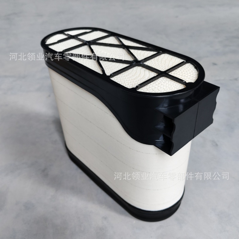 Air Filter P608675 Air Filter Element P606121 87720898 84392297 F071909