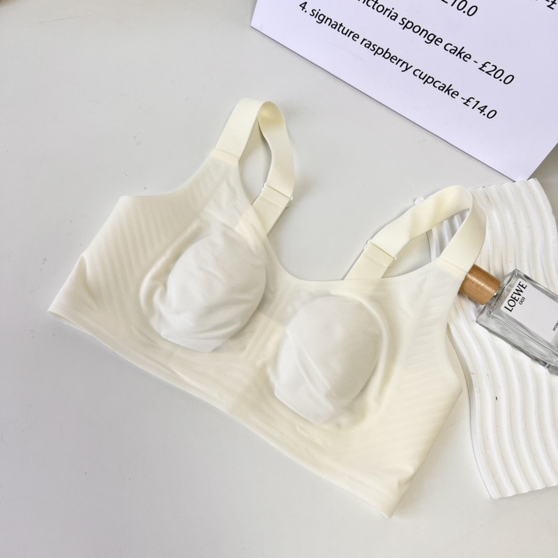 果冻条大胸显小内衣女无痕兔耳杯大码收副乳文胸罩无钢圈全罩杯|undefined