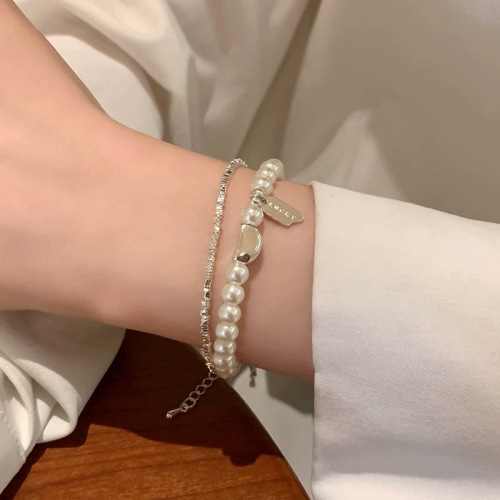 Broken Silver Pearl Bracelet Girls Autumn and Winter Light Luxury Niche High-end Hand Accessories New Exquisite Stacked Bracelets