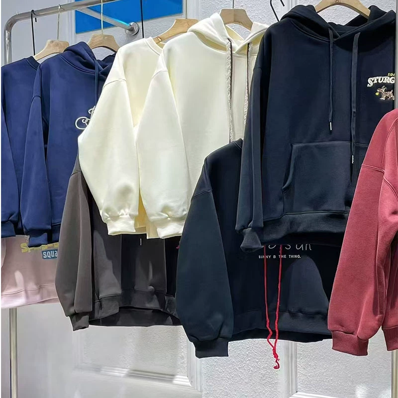 25 Зимний свитшот SE Двухслойный хлопковый флис с коротким воротником и коротким рисунком прямо из магазина.