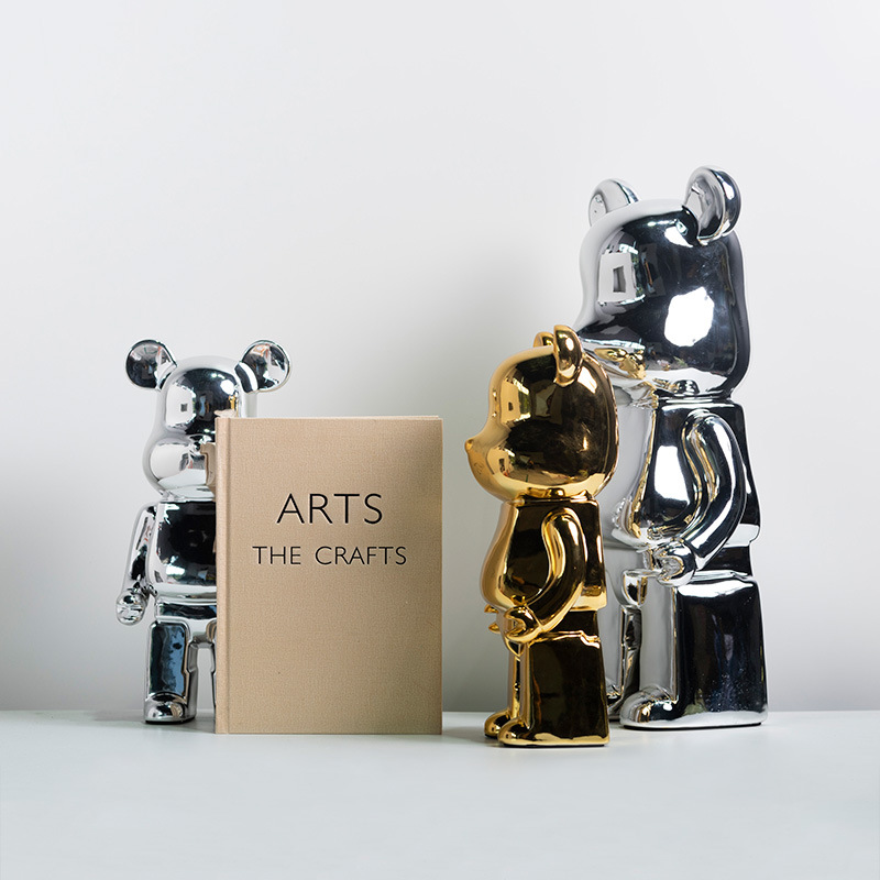 Internet-famous violent bear large ornaments piggy bank model room decoration cartoon living room sofa TV cabinet floor sculpture