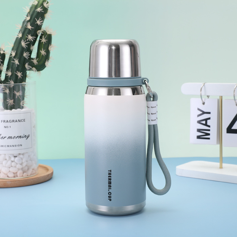 Nuevo automóvil portátil al aire libre taza de agua deportiva personalizada de alto valor 316 taza de aislamiento de acero inoxidable gran capacidad