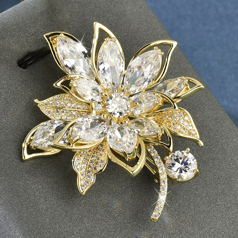 2026 Spring Oversized Enamel Flower Bracelet For Women, Big 3D Floral Statement Bracelet, Colorful Glossy Enamel Petal Jewelry, Boho Vintage Chunky Ch_voghion.com